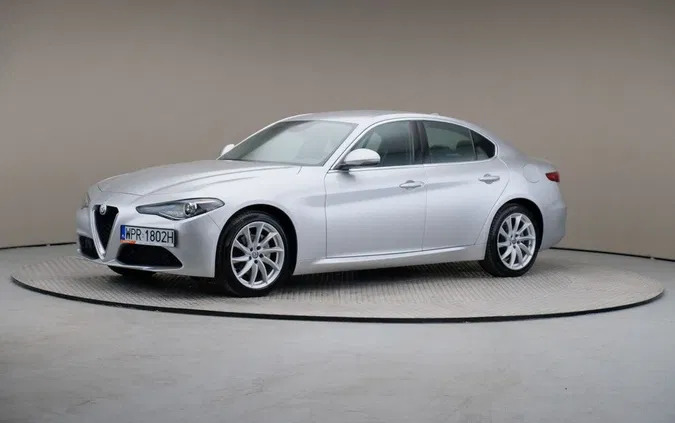 alfa romeo giulia warszawa Alfa Romeo Giulia cena 107899 przebieg: 78207, rok produkcji 2019 z Warszawa
